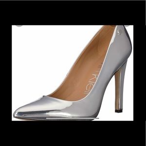 Calvin Klein Brady Metallic Pump